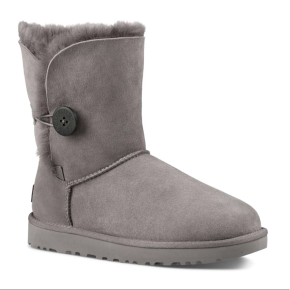 Y2K UGG gray button boots